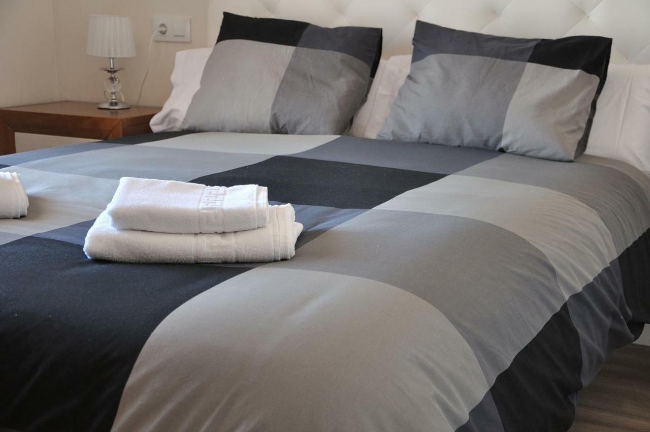 Apartamentos Sabora Ronda Bagian luar foto